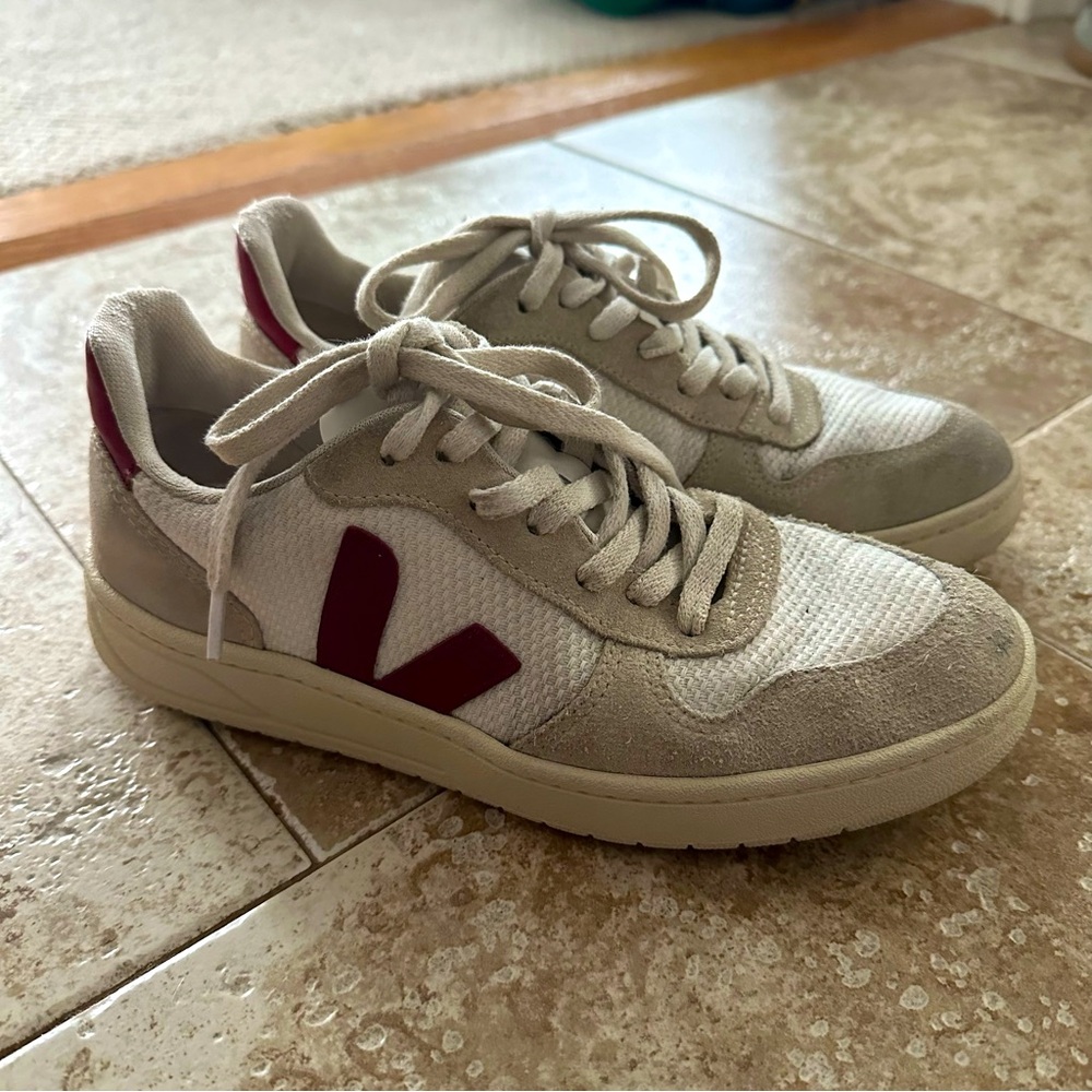 Veja V10 B-Mesh white natural marsala Cream and Red Sneakers